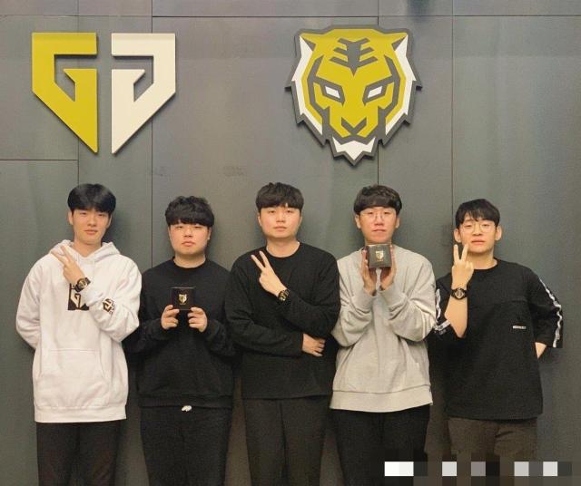 生涯首次击 生涯首次击